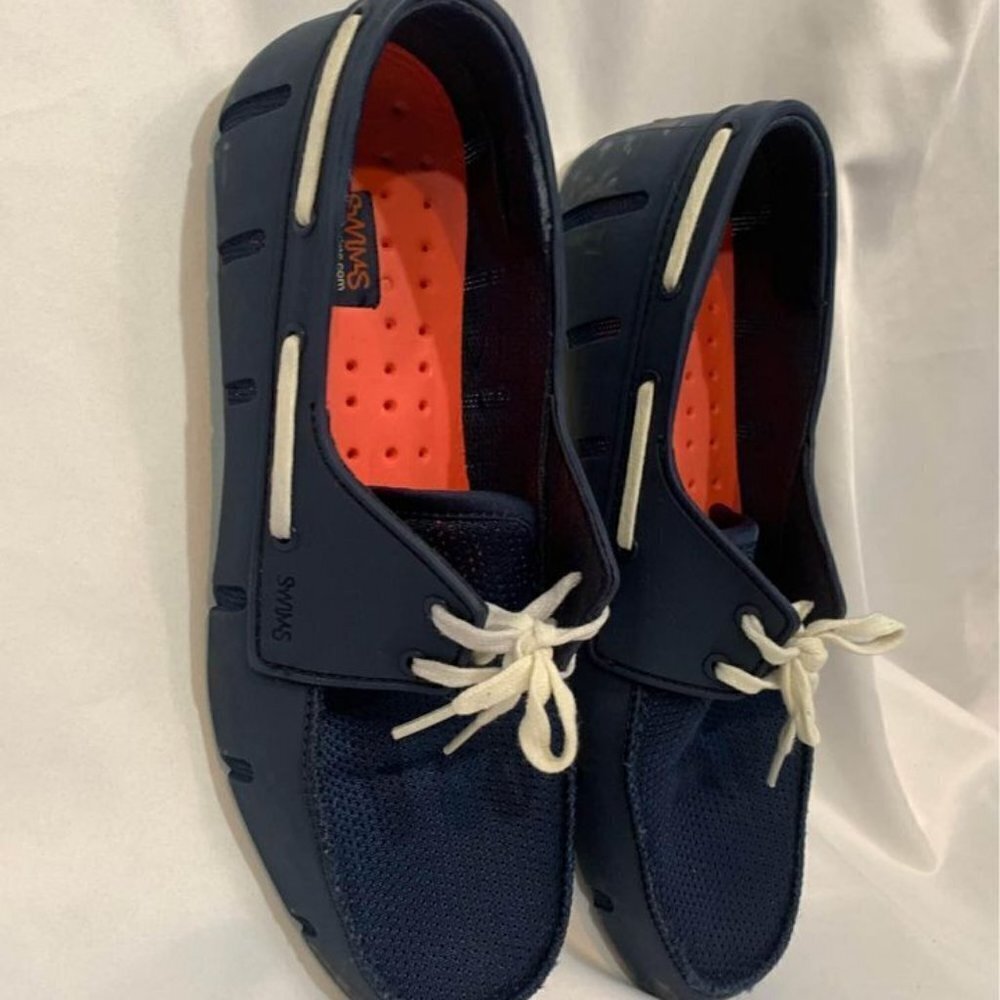 𝅺swims boat shoes. Size 7. Mens. Navy blue